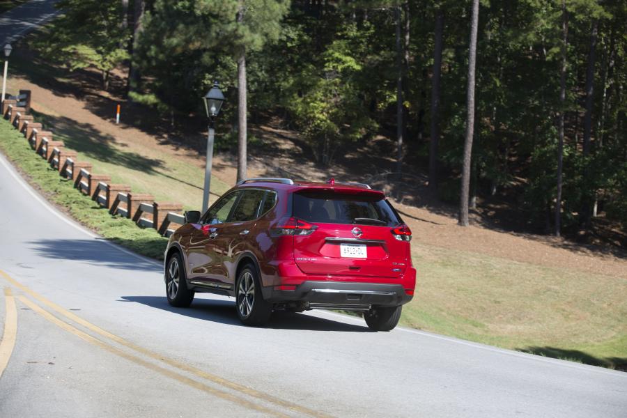  Nissan Rogue Hybrid 2016 года  (фото 20 из 36)